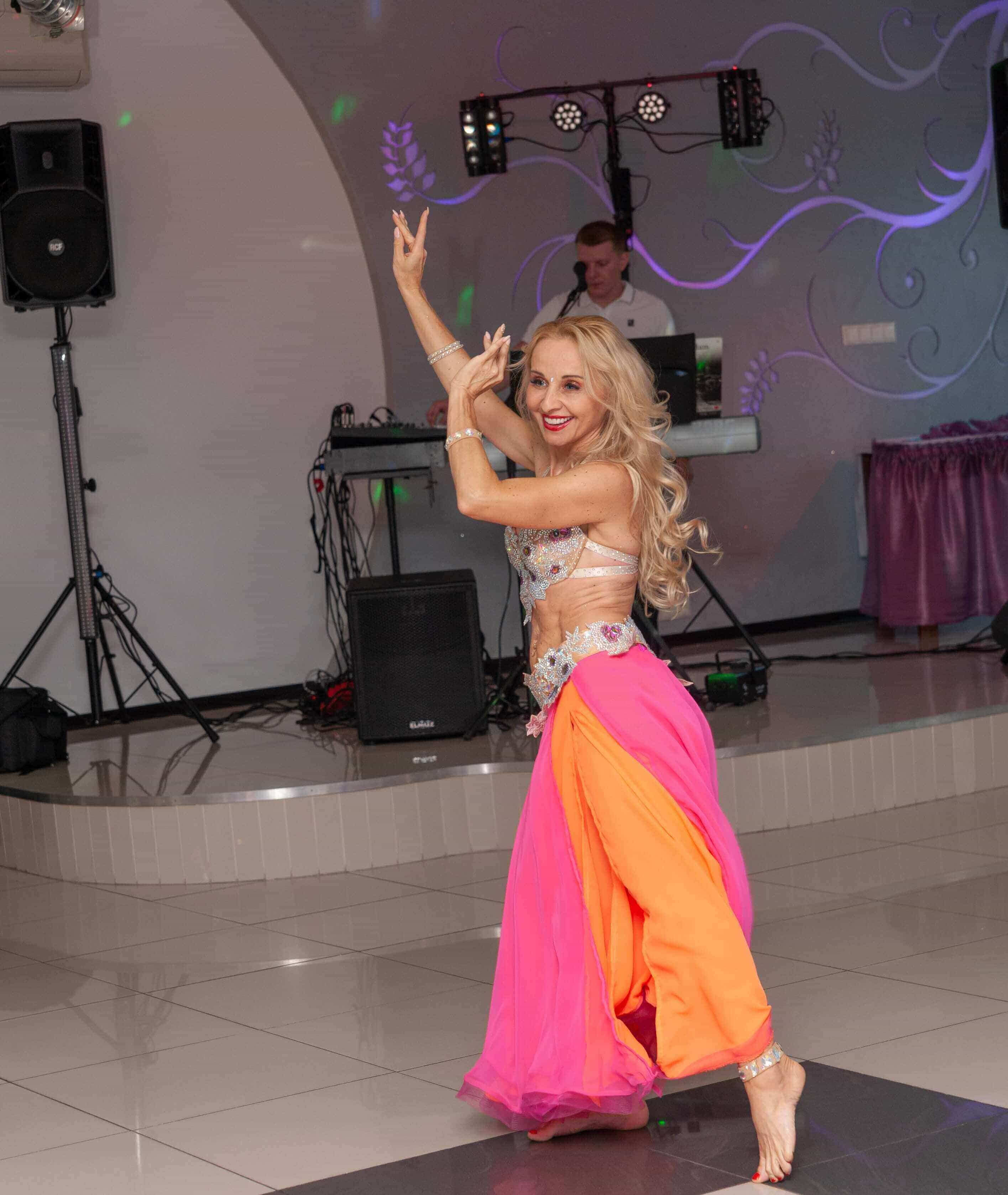 Leyla - instruktorka tańca brzucha